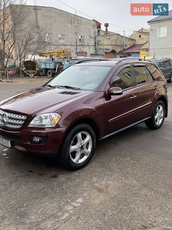 Внедорожник / Кроссовер Mercedes-Benz M-Class 2007 в Одессе