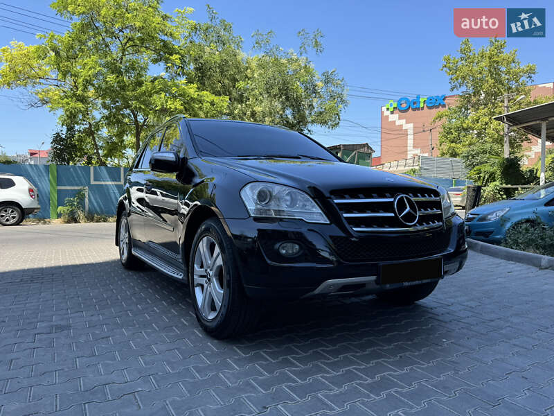 Внедорожник / Кроссовер Mercedes-Benz M-Class 2008 в Одессе