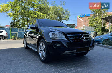Внедорожник / Кроссовер Mercedes-Benz M-Class 2008 в 