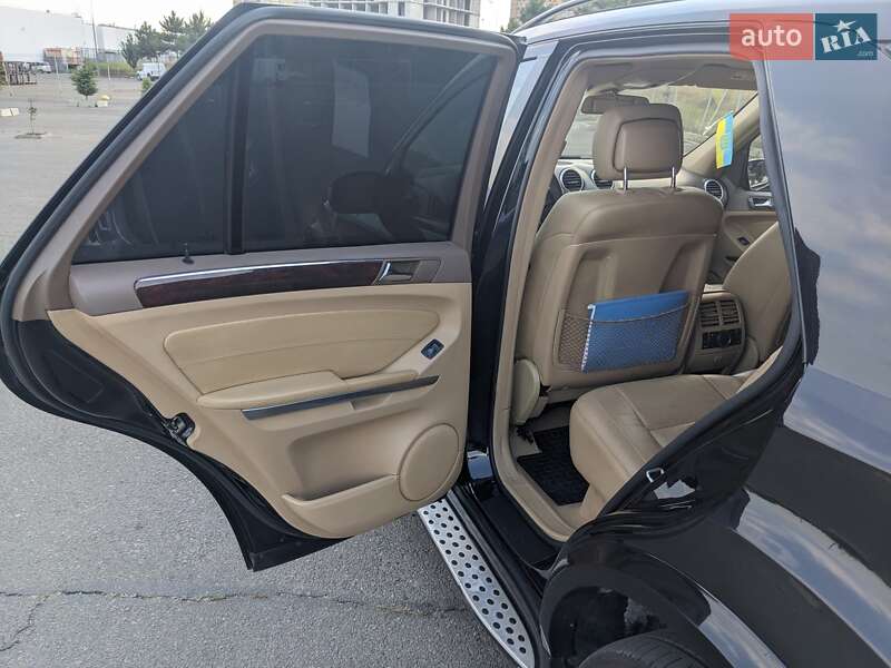 Внедорожник / Кроссовер Mercedes-Benz M-Class 2008 в Одессе