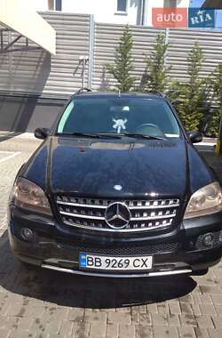 Внедорожник / Кроссовер Mercedes-Benz M-Class 2006 в 