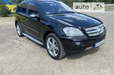 Mercedes-Benz M-Class 2008
