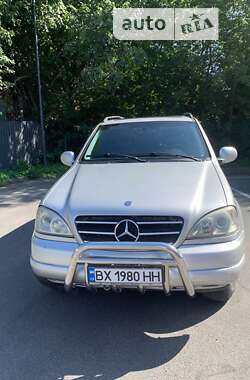 Внедорожник / Кроссовер Mercedes-Benz M-Class 1998 в Каменец-Подольском