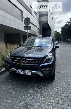Позашляховик / Кросовер Mercedes-Benz M-Class 2013 в Львові