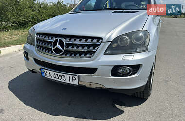 Внедорожник / Кроссовер Mercedes-Benz M-Class 2008 в 