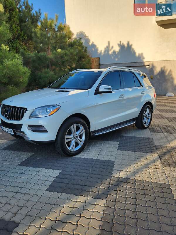 Внедорожник / Кроссовер Mercedes-Benz M-Class 2012 в Одессе