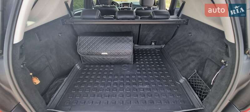 Внедорожник / Кроссовер Mercedes-Benz M-Class 2013 в Лозовой