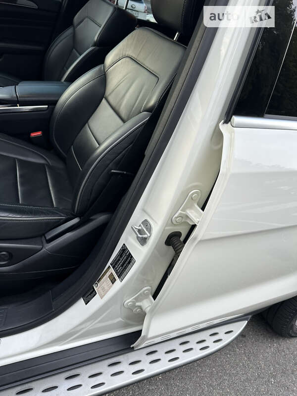 Позашляховик / Кросовер Mercedes-Benz M-Class 2013 в Вінниці