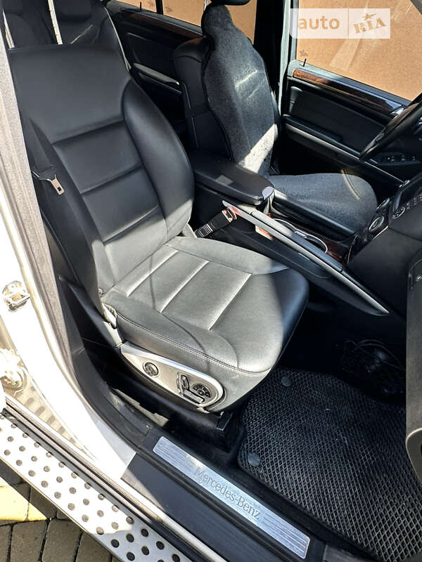 Внедорожник / Кроссовер Mercedes-Benz M-Class 2011 в Снятине