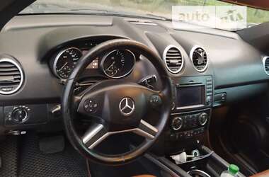 Внедорожник / Кроссовер Mercedes-Benz M-Class 2009 в Киеве