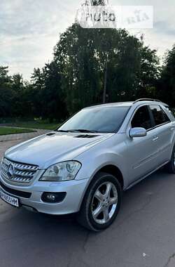 Внедорожник / Кроссовер Mercedes-Benz M-Class 2008 в Коростене