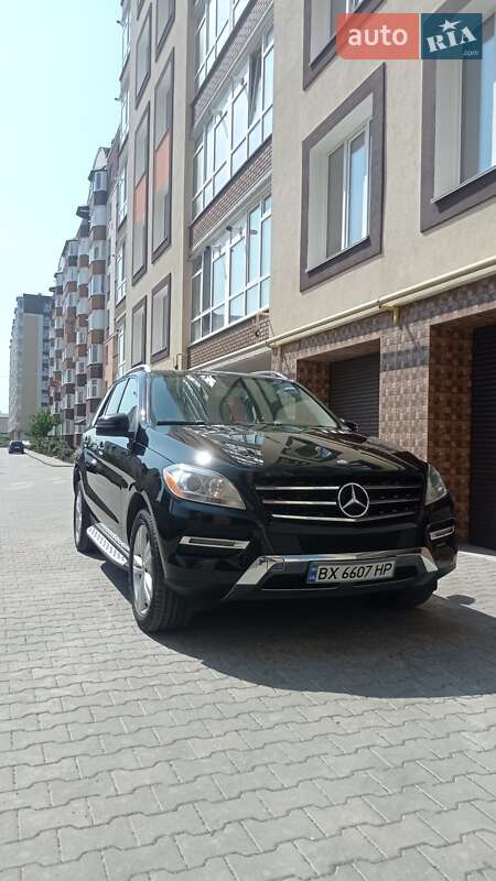Mercedes-Benz M-Class 2012 Mercedes-Benz M-Class 2012