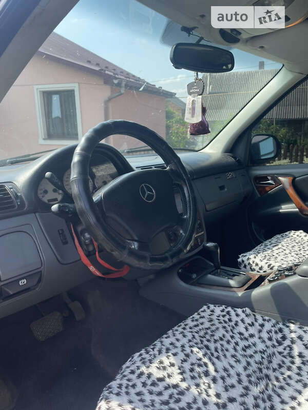 Внедорожник / Кроссовер Mercedes-Benz M-Class 1999 в Судовой Вишне