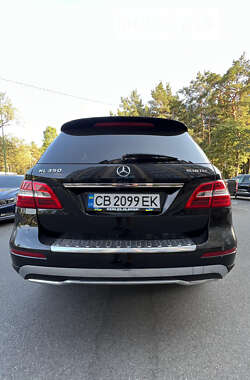 Внедорожник / Кроссовер Mercedes-Benz M-Class 2012 в Чернигове