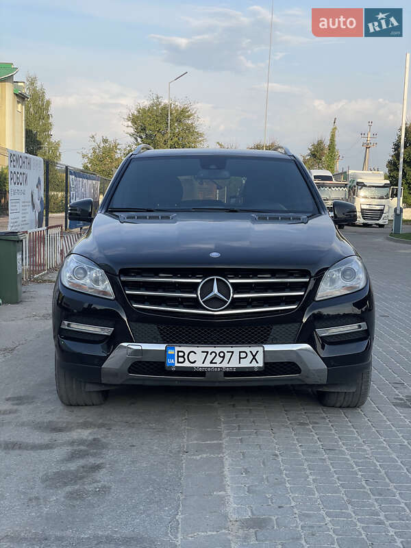 Mercedes-Benz M-Class 2012