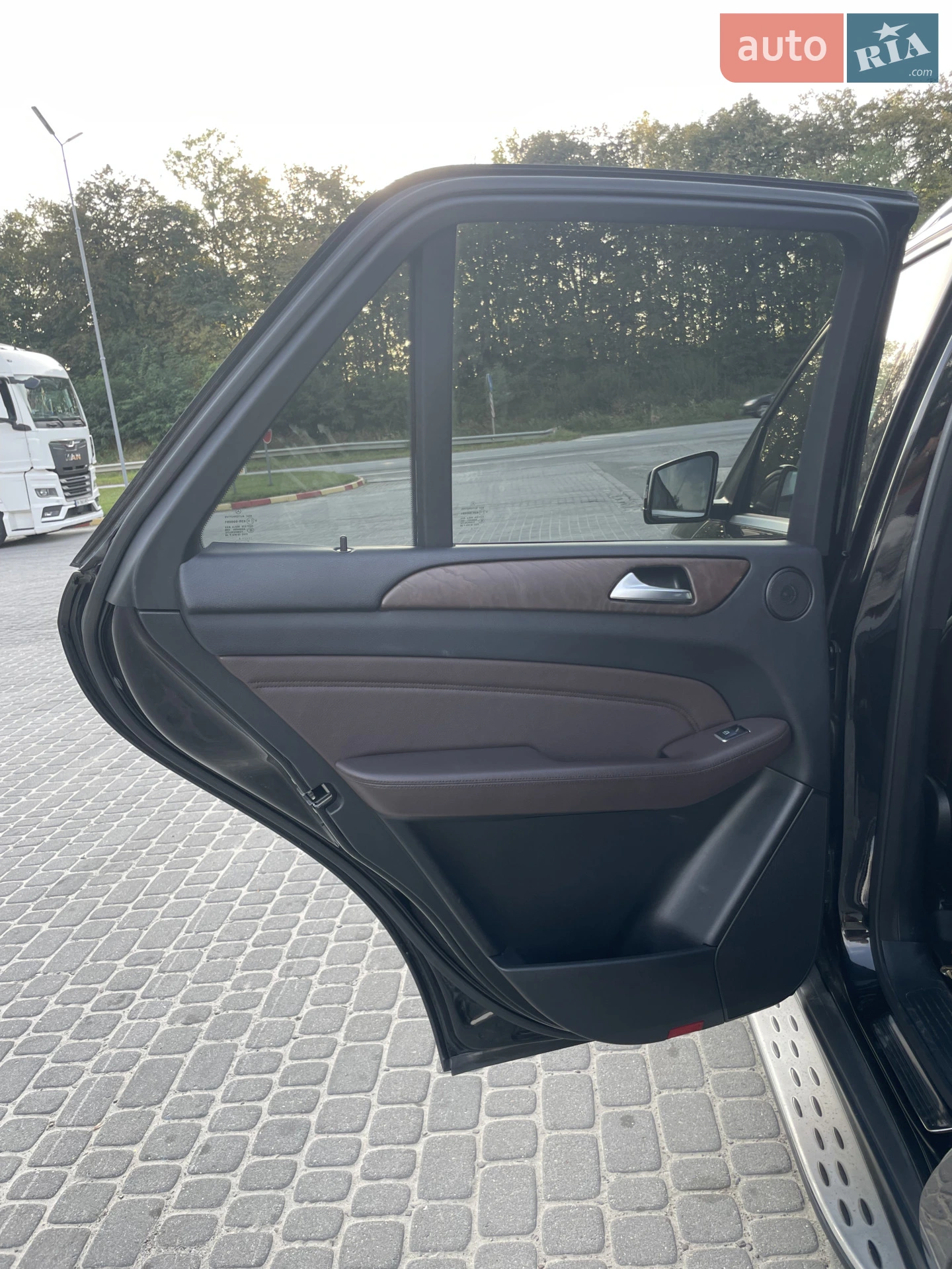 2012 Mercedes-Benz M-klasse - мініатюра 12