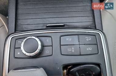 Внедорожник / Кроссовер Mercedes-Benz M-Class 2012 в 
