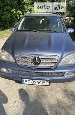 Позашляховик / Кросовер Mercedes-Benz M-Class 2004 в Володимир-Волинському