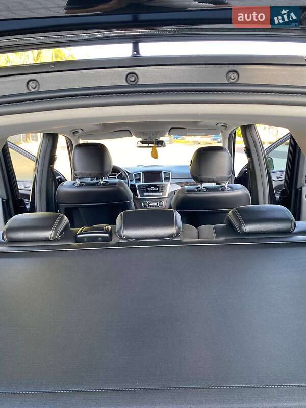 Внедорожник / Кроссовер Mercedes-Benz M-Class 2012 в Львове