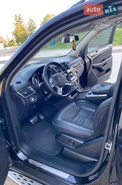 Внедорожник / Кроссовер Mercedes-Benz M-Class 2012 в 