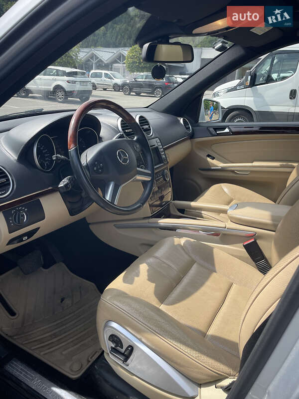Внедорожник / Кроссовер Mercedes-Benz M-Class 2011 в Киеве
