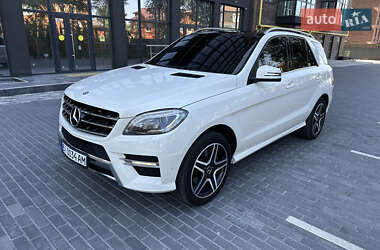 Внедорожник / Кроссовер Mercedes-Benz M-Class 2012 в 