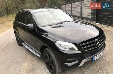 Позашляховик / Кросовер Mercedes-Benz M-Class 2012 в Костопілі