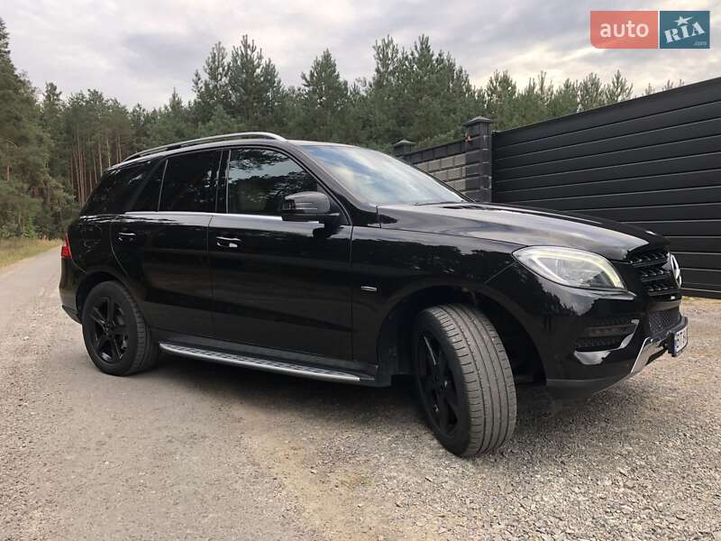 Внедорожник / Кроссовер Mercedes-Benz M-Class 2012 в Костополе фото 34 Внедорожник / Кроссовер Mercedes-Benz M-Class 2012 в Костополе
