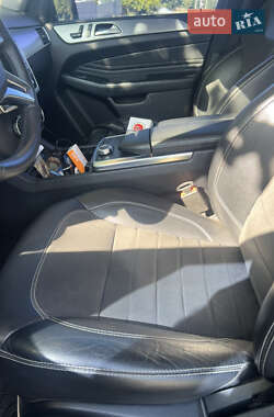 Внедорожник / Кроссовер Mercedes-Benz M-Class 2014 в 