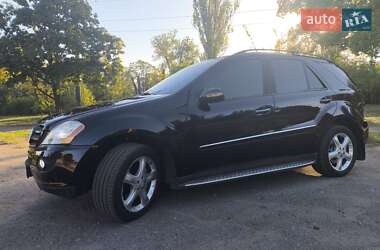 Внедорожник / Кроссовер Mercedes-Benz M-Class 2008 в 