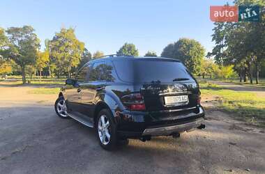 Внедорожник / Кроссовер Mercedes-Benz M-Class 2008 в 