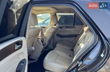 Внедорожник / Кроссовер Mercedes-Benz M-Class 2012 в 