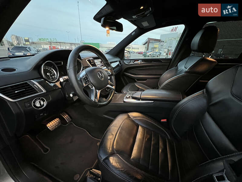Внедорожник / Кроссовер Mercedes-Benz M-Class 2012 в Киеве