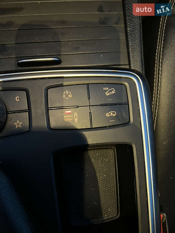 Внедорожник / Кроссовер Mercedes-Benz M-Class 2012 в Киеве