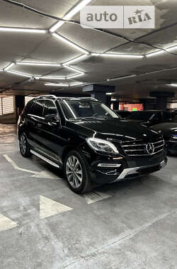 Внедорожник / Кроссовер Mercedes-Benz M-Class 2014 в Одессе