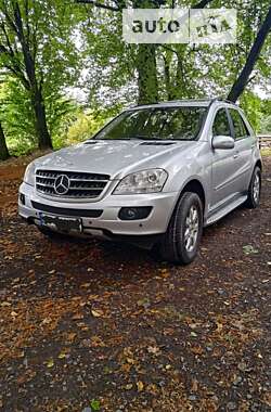 Внедорожник / Кроссовер Mercedes-Benz M-Class 2005 в Луцке