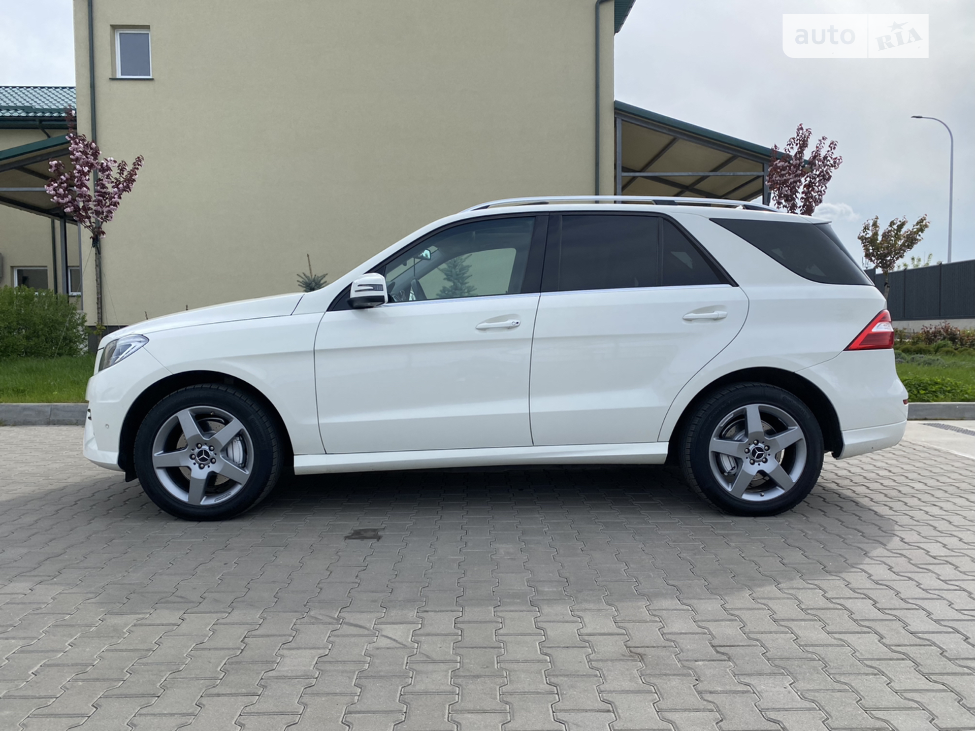 2012 Mercedes-Benz M-klasse - мініатюра 2