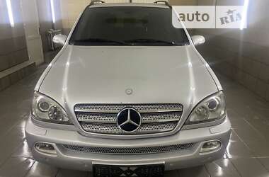 Внедорожник / Кроссовер Mercedes-Benz M-Class 2003 в Умани