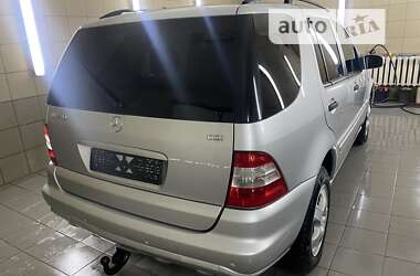 Внедорожник / Кроссовер Mercedes-Benz M-Class 2003 в Умани