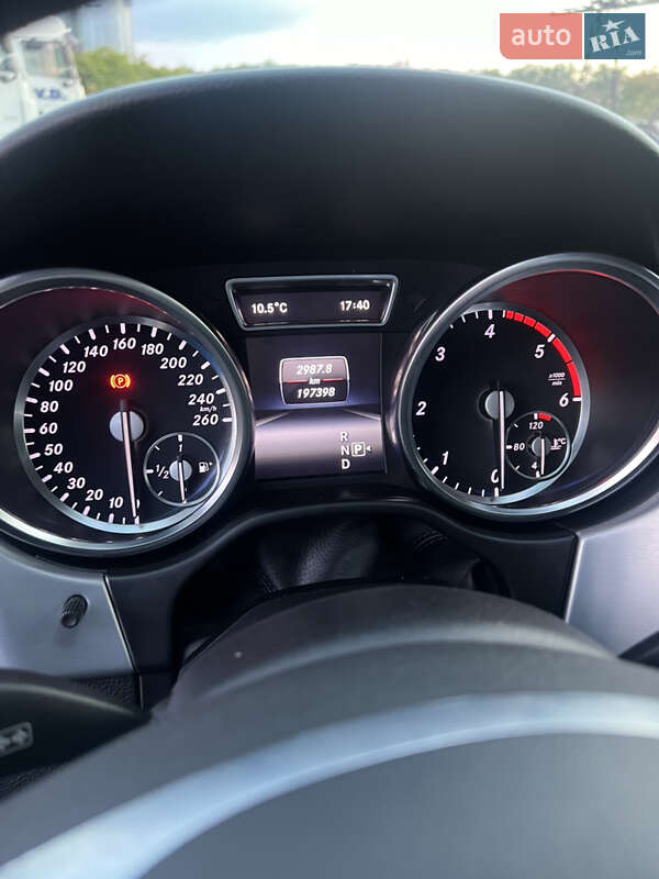 Позашляховик / Кросовер Mercedes-Benz M-Class 2013 в Дніпрі