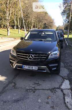 Внедорожник / Кроссовер Mercedes-Benz M-Class 2013 в Калуше