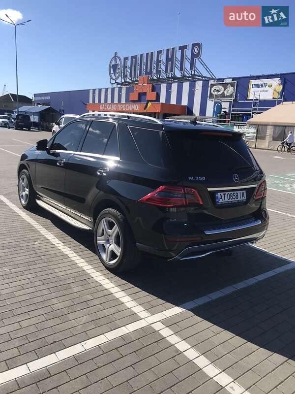 Внедорожник / Кроссовер Mercedes-Benz M-Class 2013 в Калуше