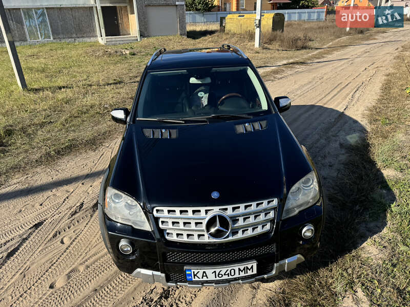 Позашляховик / Кросовер Mercedes-Benz M-Class 2008 в Києві