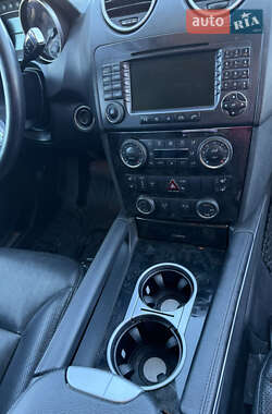 Внедорожник / Кроссовер Mercedes-Benz M-Class 2007 в 