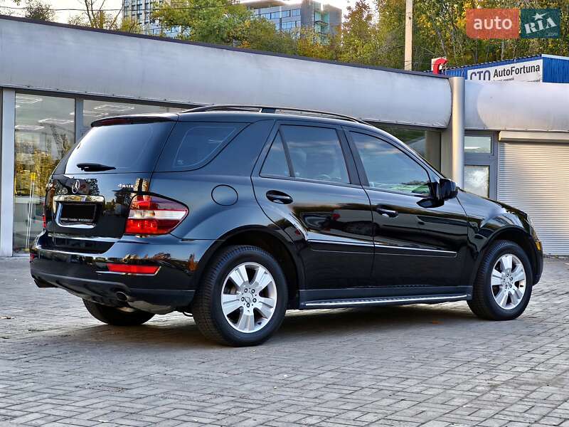 Внедорожник / Кроссовер Mercedes-Benz M-Class 2008 в Днепре