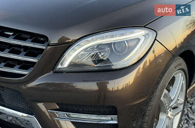 Внедорожник / Кроссовер Mercedes-Benz M-Class 2013 в 