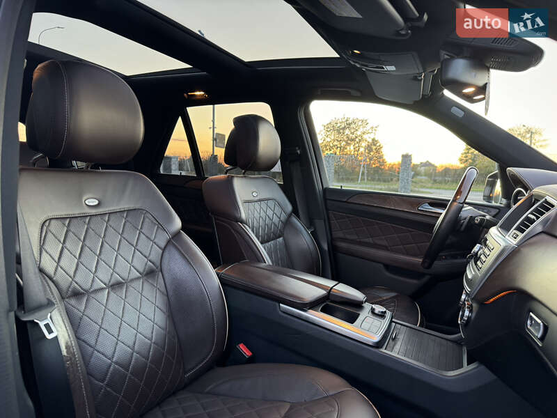 Позашляховик / Кросовер Mercedes-Benz M-Class 2012 в Бродах