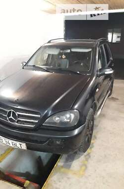 Внедорожник / Кроссовер Mercedes-Benz M-Class 2001 в Ровно