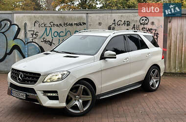 Позашляховик / Кросовер Mercedes-Benz M-Class 2014 в Харкові