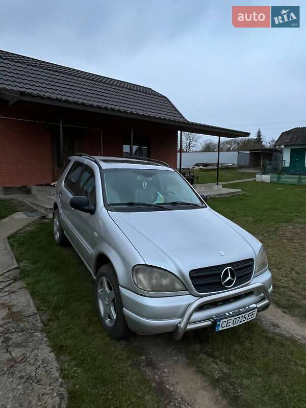 Позашляховик / Кросовер Mercedes-Benz M-Class 2000 в Гвіздці
